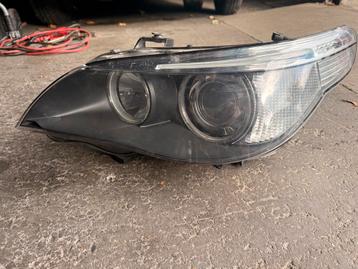 Koplamp BMW 5 Serie E60 E61 links beschikbaar voor biedingen