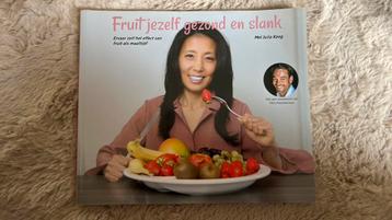 Julia Kang - Fruit jezelf gezond en slank beschikbaar voor biedingen