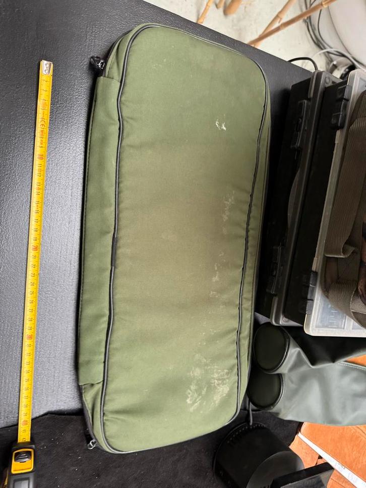 Karper tassen tackle bag, Watersport en Boten, Hengelsport | Karpervissen, Zo goed als nieuw, Ophalen of Verzenden