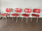 4 x Ahrend / Revolt stoelen (7 september 1965), Huis en Inrichting, Stoelen, Kunststof, Gebruikt, Ophalen of Verzenden, Vier