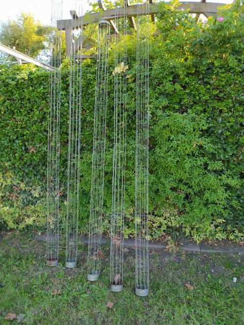 Ronde draad korven om klimplanten in te geleiden, heel uniek, Tuin en Terras, Tuinwanddecoratie, Zo goed als nieuw, Ophalen