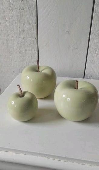 Decoratie appels groen appel 3 stuks ( keramiek) Decoreren  beschikbaar voor biedingen