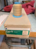 Kleine Cone Polyfil Garen, Hobby en Vrije tijd, Ophalen of Verzenden, Gebruikt, Garen of Naald(en)