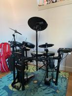 Roland TD07  V drum set. Uitstekende staat, Muziek en Instrumenten, Ophalen of Verzenden, Zo goed als nieuw, Roland, Elektronisch