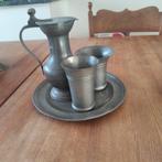 Tinnen kan met bekers en dienblad, Antiek en Kunst, Antiek | Tin, Ophalen of Verzenden