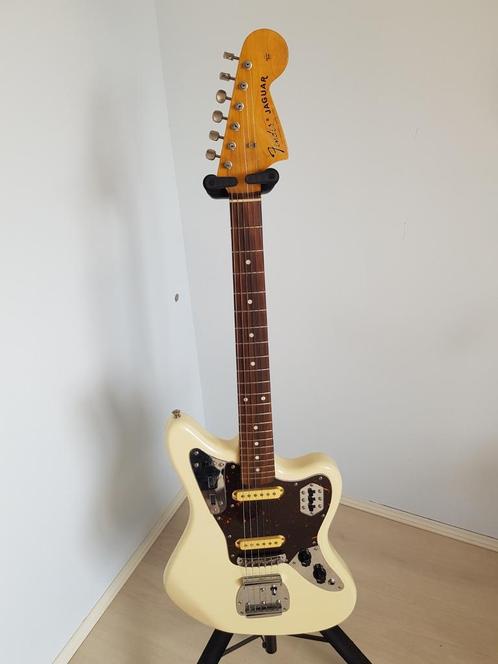 Fender Jaguar made in Japan 1994 - 1995, Muziek en Instrumenten, Snaarinstrumenten | Gitaren | Elektrisch, Gebruikt, Solid body