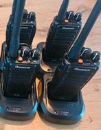 4x Wouxun KG-D26 Portofoons met Laders, Ophalen of Verzenden, Gebruikt, Portofoon of Walkie-talkie, Met broekklem