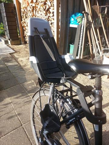 Bobike Maxi+ fietsstoeltje in goede staat beschikbaar voor biedingen