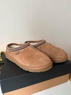 Ugg Tasman Maat 42 - Perfecte staat!, Kleding | Dames, UGG, Bruin, Instappers, Ophalen of Verzenden