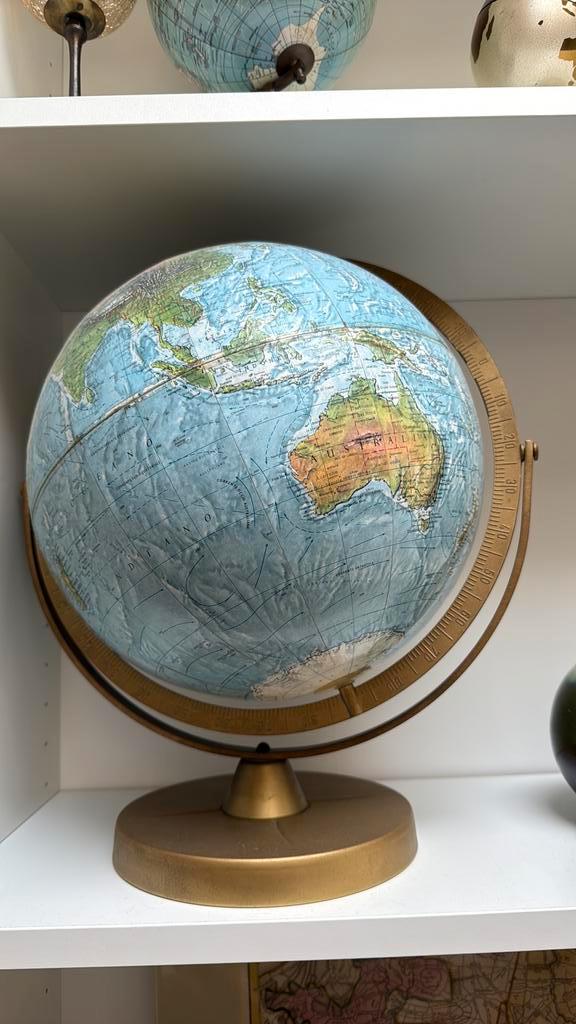 Vintage Readers Digest Globe – Il Grande Globo Terraqueo, Huis en Inrichting, Woonaccessoires | Wereldbollen, Zo goed als nieuw
