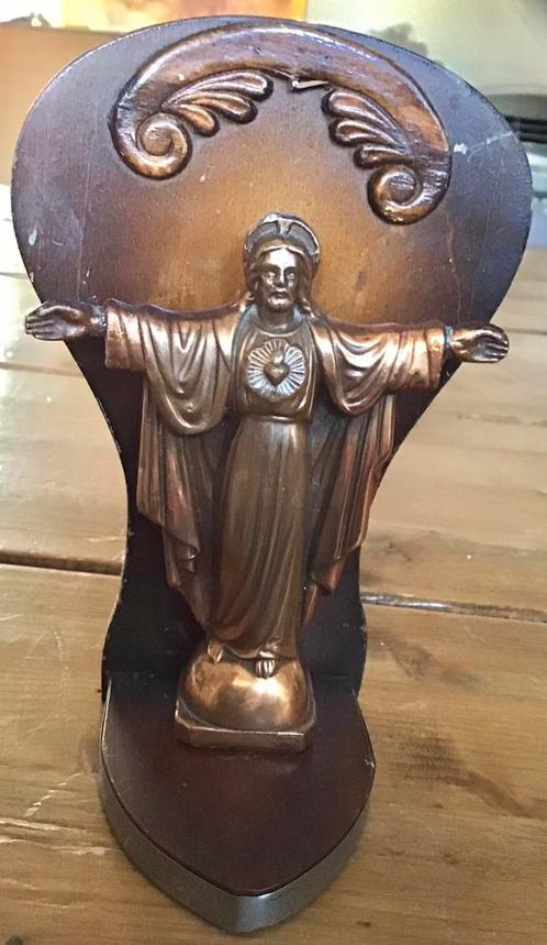 ANTIEK CHRISTUS HEILIG HART BEELDJE OP HOUTEN CONSOLE, Antiek en Kunst, Antiek | Religie, Ophalen of Verzenden