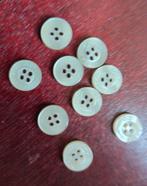 Set van negen dikke knoopjes, Verzenden, Zo goed als nieuw, Knoop of Knopen