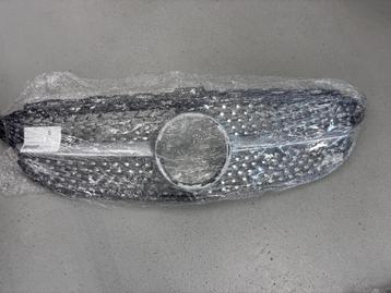 Diamant grill W205 C Klasse chroom pakket beschikbaar voor biedingen