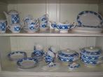 Servies met blauwe ruit gemaakt door Boch, Antiek en Kunst, Ophalen of Verzenden