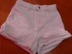 Witte korte stretch broek high waisted Berschka denim 32 XXS, Kleding | Dames, Broeken en Pantalons, Kort, Wit, Zo goed als nieuw