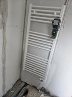 Elektrische radiator badkamerradiator, Doe-het-zelf en Verbouw, Verwarming en Radiatoren, Ophalen, Radiator, Nieuw, Minder dan 60 cm