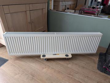 Radiator 400mm x 1600mm T22 aansluiting rechtsonder beschikbaar voor biedingen