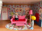 Kidkraft poppenhuis met meubeltjes en poppetjes, Kinderen en Baby's, Speelgoed | Poppenhuizen, Poppenhuis, Gebruikt, Ophalen
