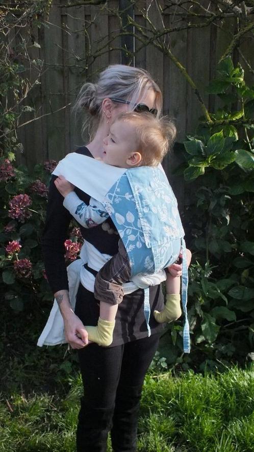 Prachtige draagdoek, stevige stof., Kinderen en Baby's, Babydragers en Draagdoeken, Zo goed als nieuw, Draagdoek, Rug, Ophalen of Verzenden