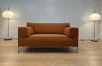 NIEUW Gestoffeerde Design on Stock Bloq Loveseat + GARANTIE