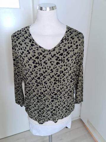 leuke longsleeve maat XL   *v24* beschikbaar voor biedingen