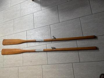 Houten roeispanen / peddels / roeiriemen beschikbaar voor biedingen