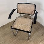 Thonet Stalen buisstoel en Thonet bar stool, Huis en Inrichting, Stoelen, Ophalen, Gebruikt, Zwart, Vintage