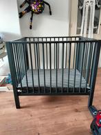 Box met matras,laken en boxkleed, Ophalen, Zo goed als nieuw, Boxkleed