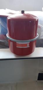 Expansievat, Doe-het-zelf en Verbouw, Verwarming en Radiatoren, Ophalen, 30 tot 80 cm, Gebruikt, Cv-ketel of Combi-ketel