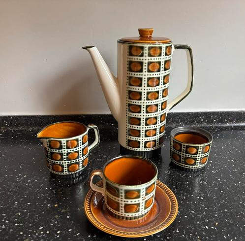 Theesetje Bernadette Boch Belgium, Huis en Inrichting, Keuken | Servies, Zo goed als nieuw, Kop(pen) en/of Schotel(s), Overige stijlen