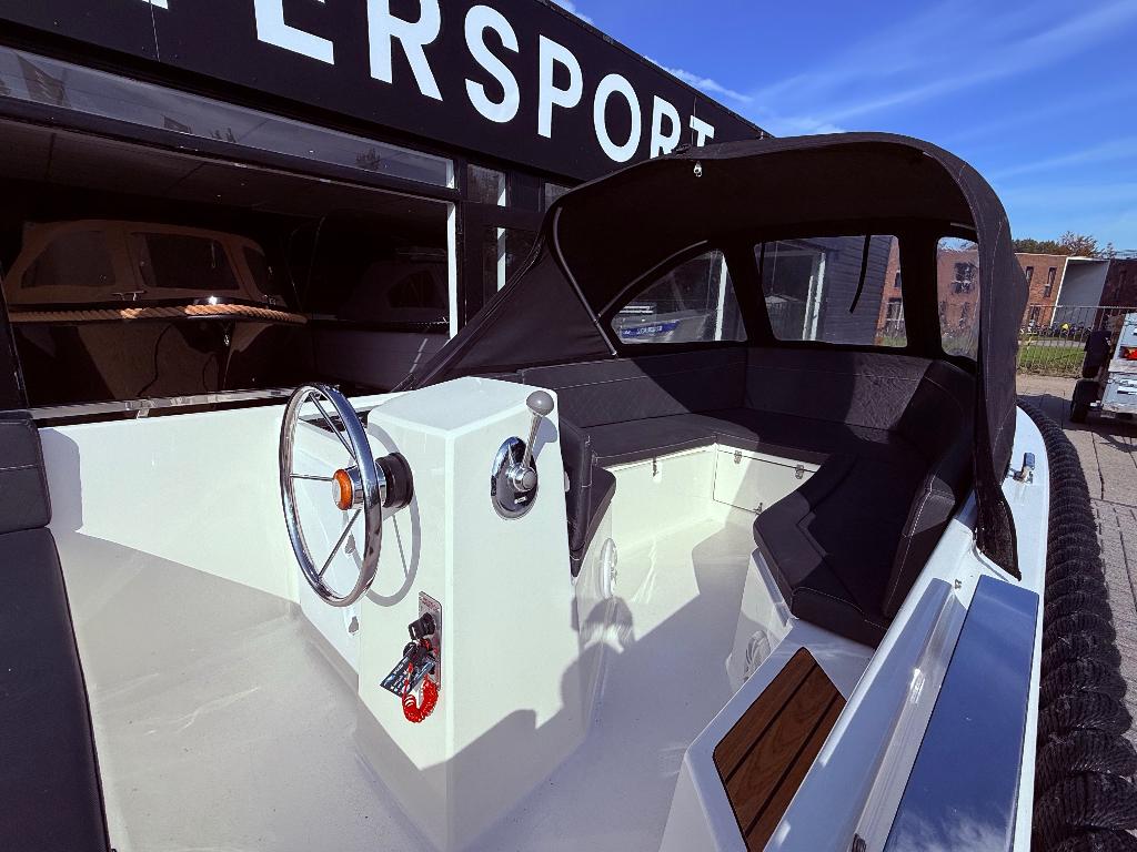 Silveryacht 525 sloep – direct vaarklaar met vele extra’s!, Watersport en Boten, Sloepen, Ophalen, 10 tot 30 pk, Gebruikt, 3 tot 6 meter