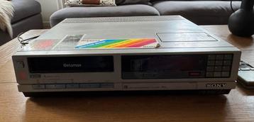 Sony Betamax SL-C33 videorecorder met afstandsbediening beschikbaar voor biedingen