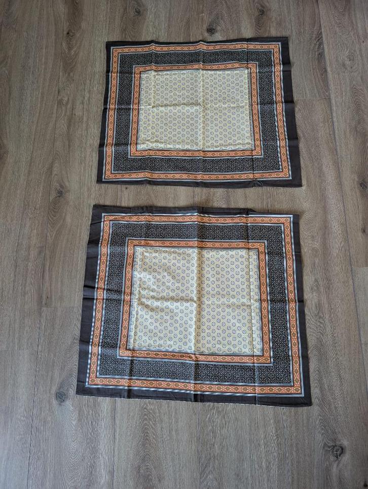 Set van 2 vintage kussenslopen – 57x70 cm – bloemenmotief, Huis en Inrichting, Slaapkamer | Beddengoed, Nieuw, Kussen, Tweepersoons