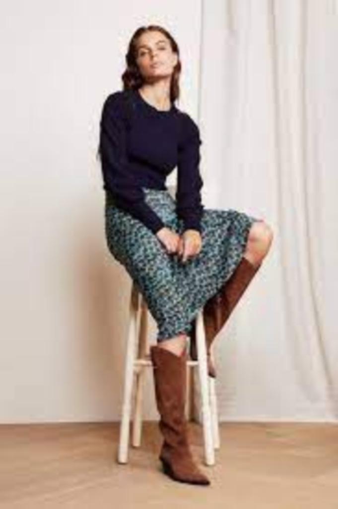 Prachtige blauwe satijnen rok Fabienne Chapot maat 38, Kleding | Dames, Rokken, Zo goed als nieuw, Maat 38/40 (M), Blauw, Onder de knie