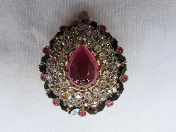 Broche/hanger beschikbaar voor biedingen