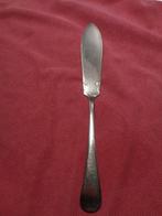 groot boter mes bewerkt en gemerkt 2 tekens en letters R&S, Antiek en Kunst, Antiek | Bestek, Ophalen of Verzenden