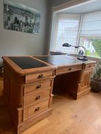 Mooi eiken tweezijdig bureau (notaris bureau), Huis en Inrichting, Bureaus, Ophalen, Zo goed als nieuw, Bureau