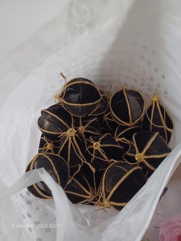 Luxe zwart/gouden kerstballen  20€ beschikbaar voor biedingen