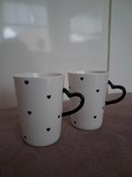 Riviera Maison mokken met Hartjes, Huis en Inrichting, Keuken | Servies, Keramiek, Ophalen of Verzenden, Zo goed als nieuw, Overige stijlen