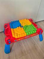 Mega Blocks speeltafel met shopper vol blokken, Ophalen, Zo goed als nieuw