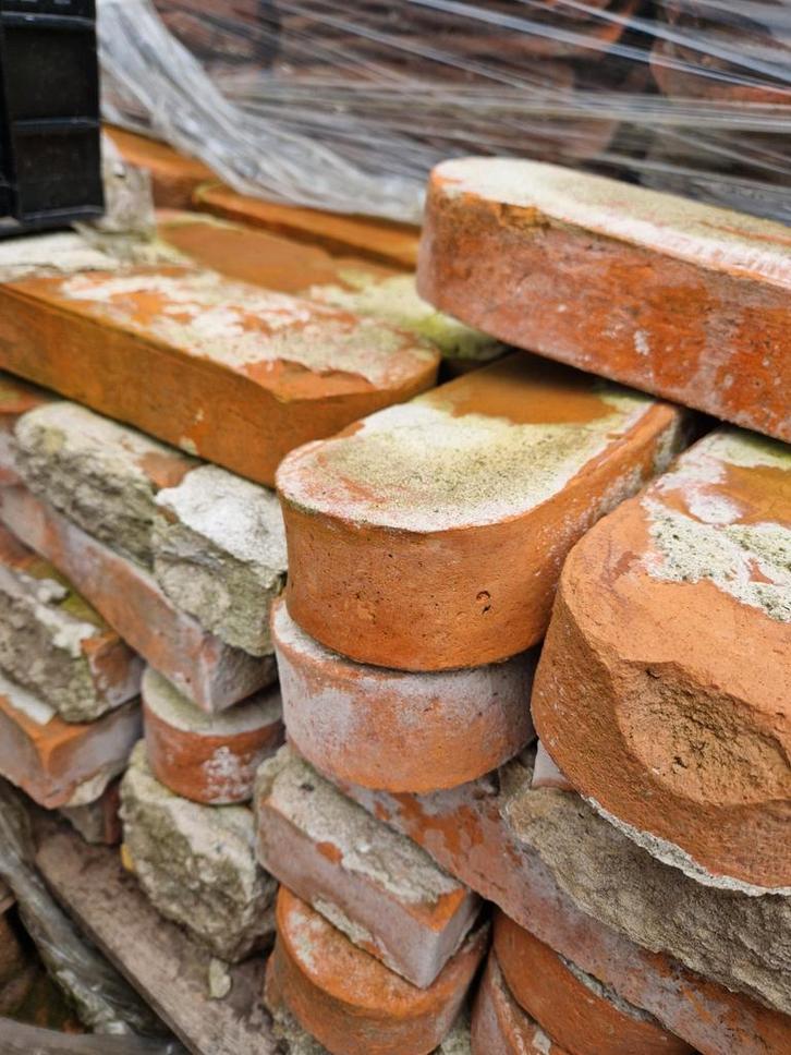 Oude Stalgoot Steen 440 stuks, Doe-het-zelf en Verbouw, Metselstenen, Gebruikt, Bakstenen, Ophalen