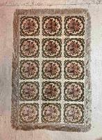 Retro vintage tafelkleed velvet bloemen 166/102