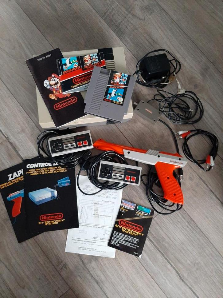 Te koop: Originele Nintendo Nes -compleet!, Spelcomputers en Games, Spelcomputers | Nintendo NES, Gebruikt, Met 2 controllers