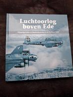 E. van de Weerd - Luchtoorlog boven Ede, Boeken, Tweede Wereldoorlog, Ophalen of Verzenden, Zo goed als nieuw, Overige onderwerpen