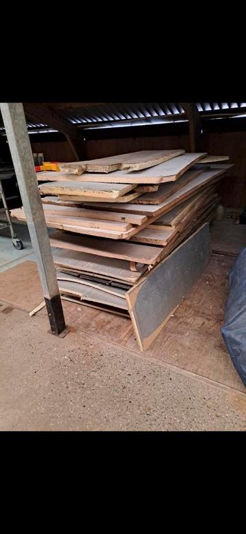 Isolatie materiaal  beschikbaar voor biedingen