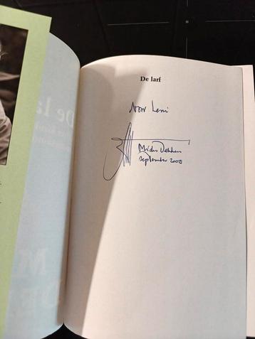 Gesigneerd exemplaar van de Larf  beschikbaar voor biedingen