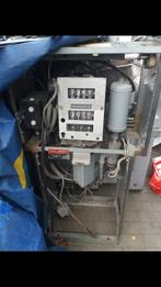 benzinepomp zonder beplating, Ophalen, Gebruikt