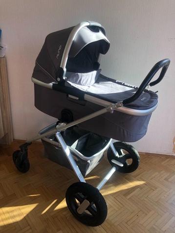 Nuna Ivvi kinderwagen beschikbaar voor biedingen