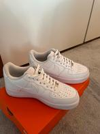 Airforce 1’ wit, Kleding | Heren, Schoenen, Wit, Ophalen of Verzenden, Sneakers of Gympen, Zo goed als nieuw