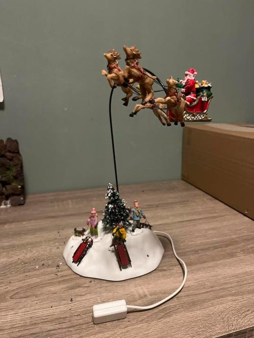 Lemax Kerstman in Slee met Kinderen, Diversen, Kerst, Gebruikt, Ophalen of Verzenden